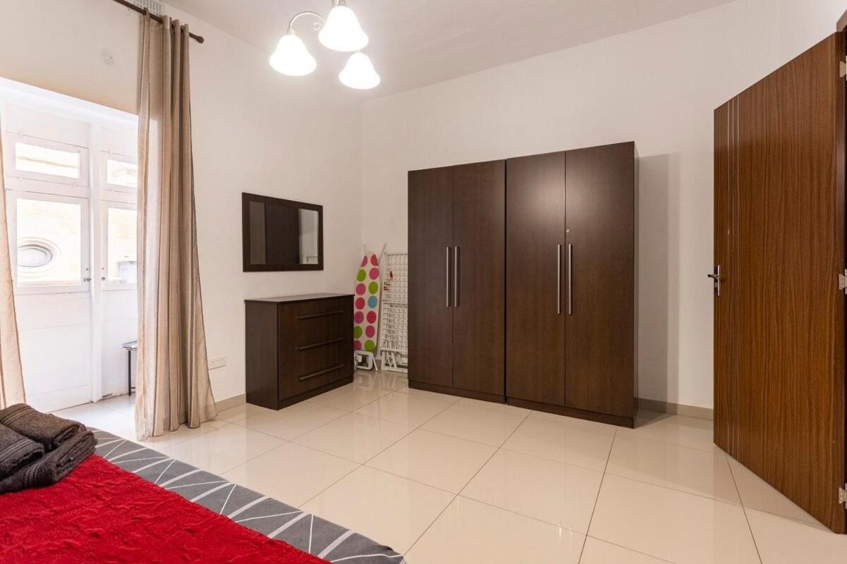 Superbly Located Cosy 2-Bedroom Apartment Valletta Exteriör bild